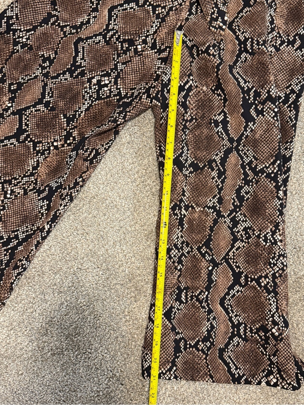 Babaton Strapless Snake Print Wide Leg Jumpsuit Size 4 Chic Neutral - Picture 6 of 7